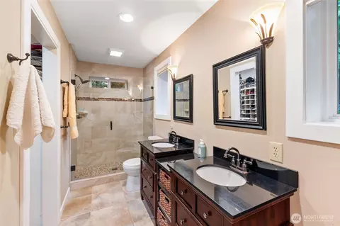 Bath - 22403 53rd Ave SE, Bothell, WA 98021 photo 2 of 5