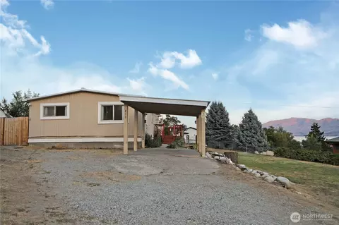 410 Totem Pole Rd, Manson, WA 98831