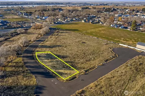 5 Valley Rd NE #5, Moses Lake, WA 98837