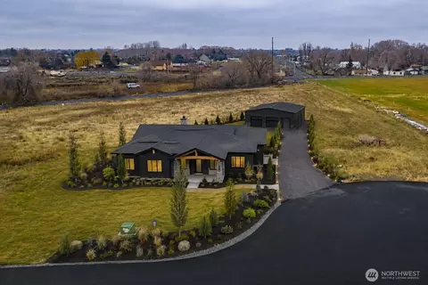 8 Valley Rd NE #8, Moses Lake, WA 98837