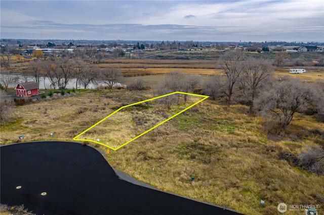18 Valley Rd NE #18, Moses Lake, WA 98837