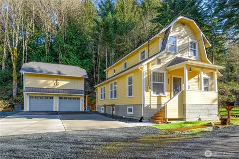 903 S Valley St, Port Angeles, WA 98362