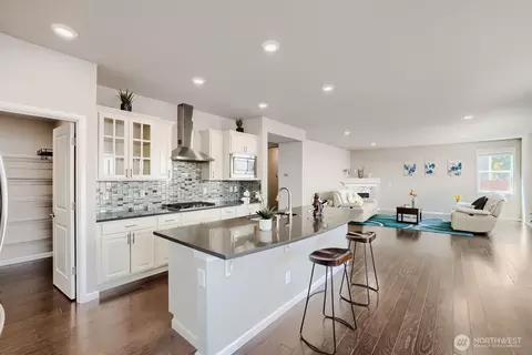 Kitchen - 4129 187th Pl SE, Bothell, WA 98012 photo 4 of 4