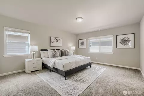 Bedroom - 4129 187th Pl SE, Bothell, WA 98012 photo 1 of 8