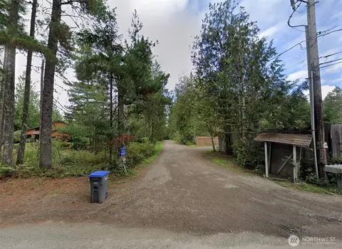 15836 NW Seabeck Creek Way, Seabeck, WA 98380