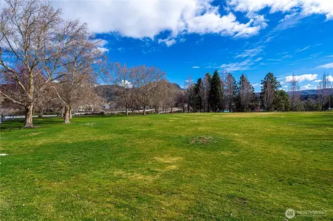0 E Lot 11 E Franklin St, Chelan, WA 98816 photo 14