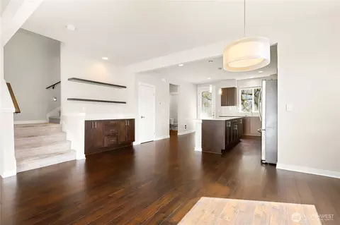 Living - 1325 Seattle Hill Rd #K6, Bothell, WA 98012 photo 5 of 5