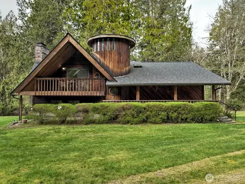 6041 E Agate Rd, Shelton, WA 98584