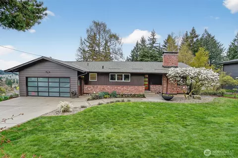 12944 SE Ridgecrest Rd, Happy Valley, OR 97086