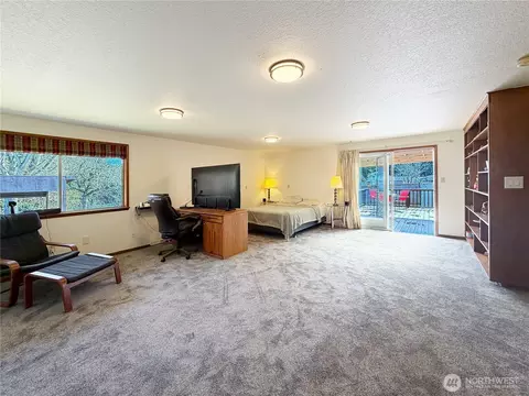 Bedroom - 8825 Corbin Dr, Everett, WA 98204 photo 1 of 6