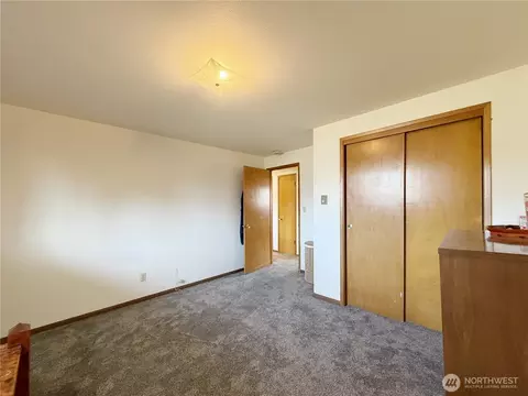 Bedroom - 8825 Corbin Dr, Everett, WA 98204 photo 6 of 6
