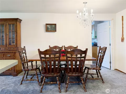 Dining - 8825 Corbin Dr, Everett, WA 98204 photo 2 of 2
