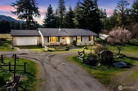 14435 Vail Cut Off Rd SE, Rainier, WA 98576