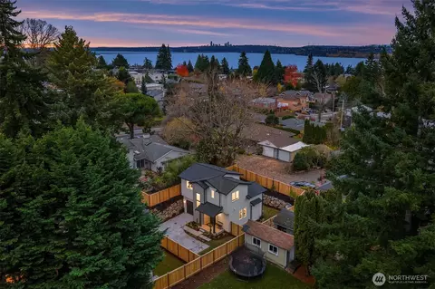 1811 3rd St, Kirkland, WA 98033