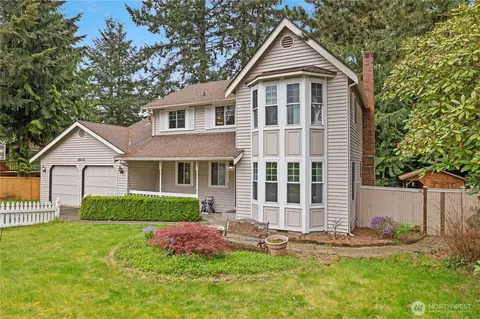 10833 32nd Dr SE, Everett, WA 98208