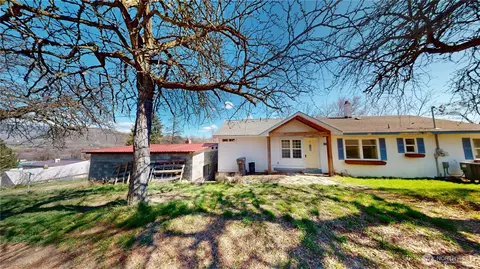 Exterior - 1803 Juniper, Oroville, WA 98844 photo 1 of 2