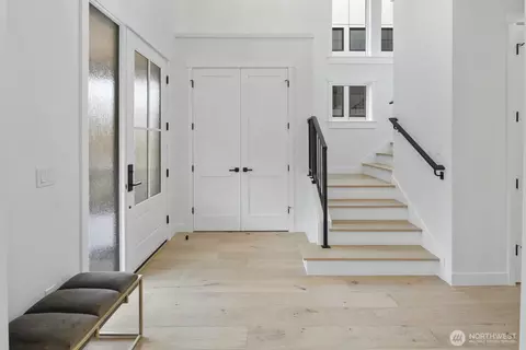 Entry Way - 208 35th Ave E, Seattle, WA 98112 photo 1 of 2