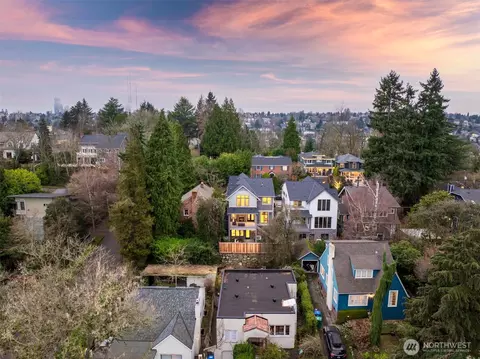 View/Area - 208 35th Ave E, Seattle, WA 98112 photo 3 of 3