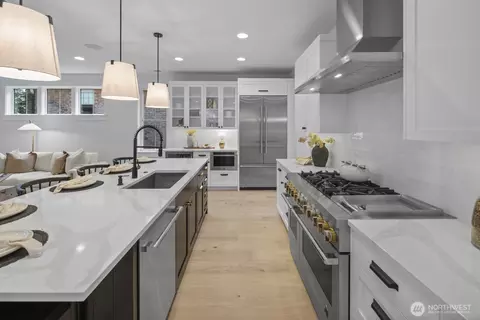 Kitchen - 208 35th Ave E, Seattle, WA 98112 photo 3 of 4