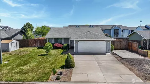 230 NE K St, Ephrata, WA 98823