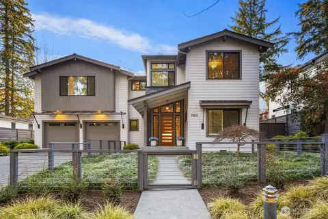 10833 104th Ave NE, Kirkland, WA 98033