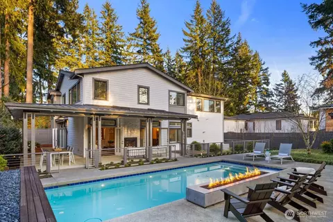 10833 104th Ave NE, Kirkland, WA 98033