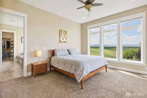 Bedroom - 167 Rawhide Rd, Walla Walla, WA 99362 photo 1 of 4