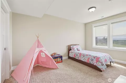 Bedroom - 167 Rawhide Rd, Walla Walla, WA 99362 photo 4 of 4