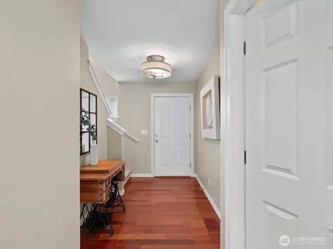 Entry Way - 8902 NE 178th St, Bothell, WA 98011 photo 3 of 5