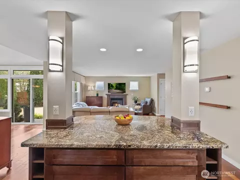 Kitchen - 8902 NE 178th St, Bothell, WA 98011 photo 5 of 5