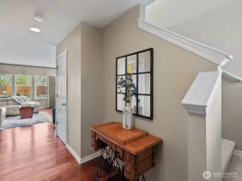 Entry Way - 8902 NE 178th St, Bothell, WA 98011 photo 2 of 5