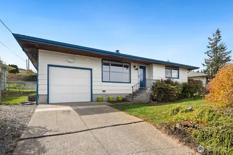 Exterior - 226 Bridge Way, Everett, WA 98201 photo 2 of 7