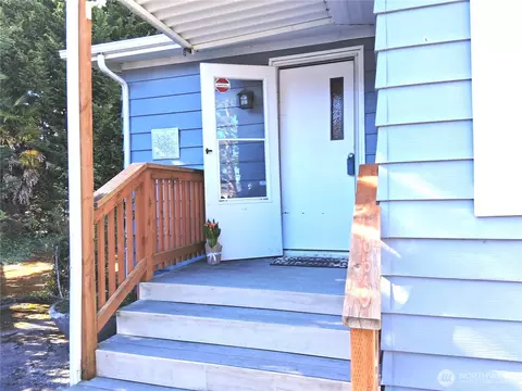 815 124th St SW #36, Everett, WA 98204