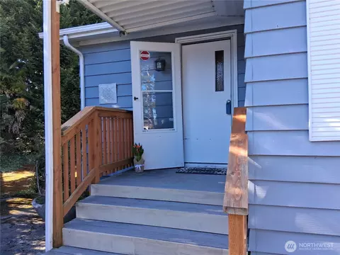 815 124th St SW #36, Everett, WA 98204