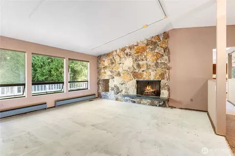 Living - 23323 49th Ave SE, Bothell, WA 98021 photo 1 of 5