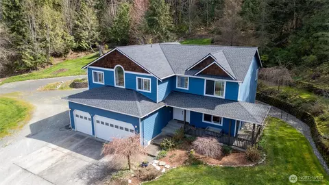 861 Summerhill Dr, Sedro Woolley, WA 98284