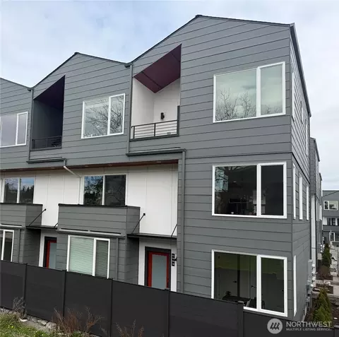 6953 42nd Ave S, Seattle, WA 98118