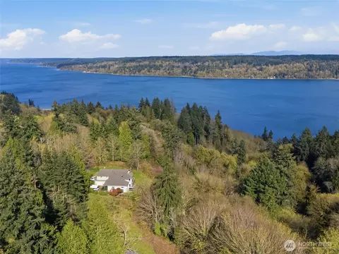 9999 Fetters Ln SE, Olalla, WA 98359