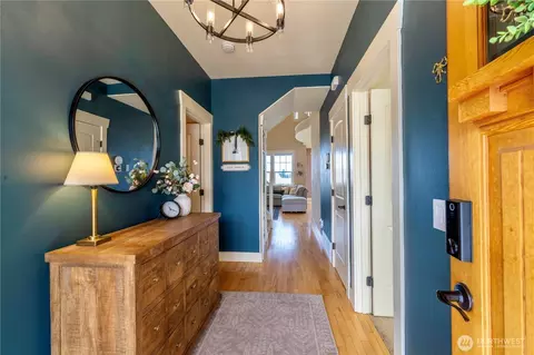 Entry Way - 71 Craftsman Ct, Sequim, WA 98382 photo 1 of 7