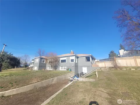 109 Antwine Ave S, Tonasket, WA 98855