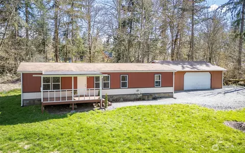 8511 361st St E, Eatonville, WA 98328