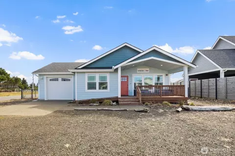 987 Alida Ct SE, Ocean Shores, WA 98569