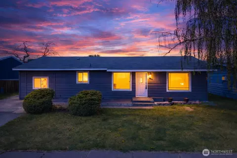 2614 W Texas St, Moses Lake, WA 98837