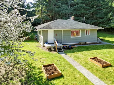 23975 S Kingston NE, Kingston, WA 98346