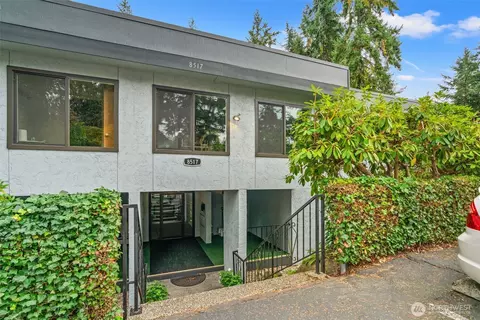 8517 242nd St SW #402B, Edmonds, WA 98026