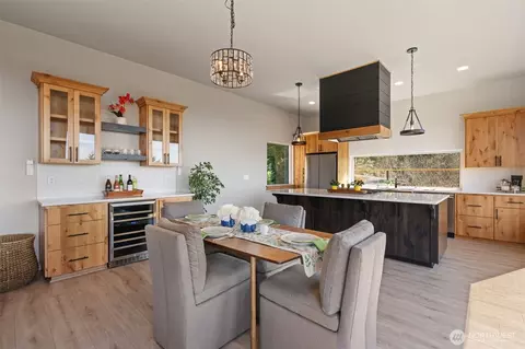 Dining - 30108 NE Spud Mountain Rd, Camas, WA 98607 photo 2 of 2