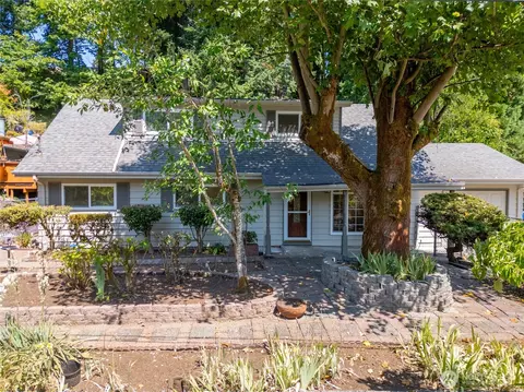 10105 114th St SW, Lakewood, WA 98498
