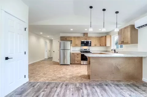 Kitchen - 506 Edith Ave, Walla Walla, WA 99362 photo 1 of 2