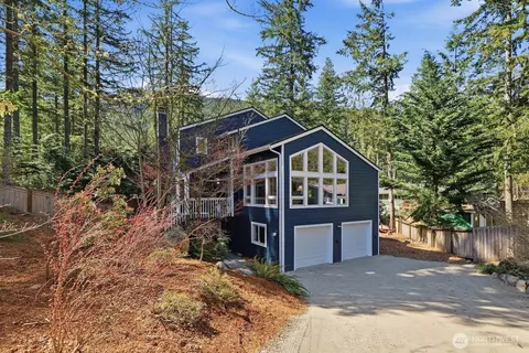 17219 429th Ave SE, North Bend, WA 98045