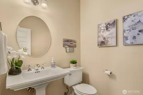 Bath - 3824 222nd Pl SE, Bothell, WA 98021 photo 1 of 4